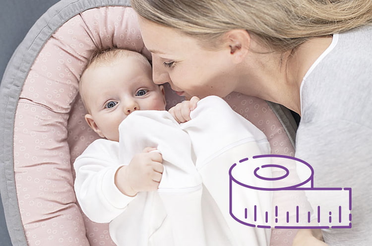 Baby im rosa Träumeland Nest HOME mit Mama