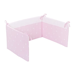 Bumper for comfort and security in babys bed in the design crown rose
