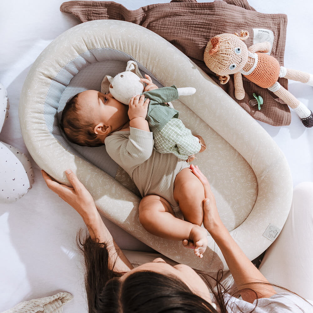 Bébé qui joue dans le Home Air