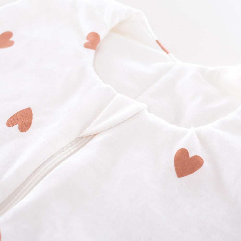 Sleeping bag-with-legs-design-Heart-detail-chin-guard