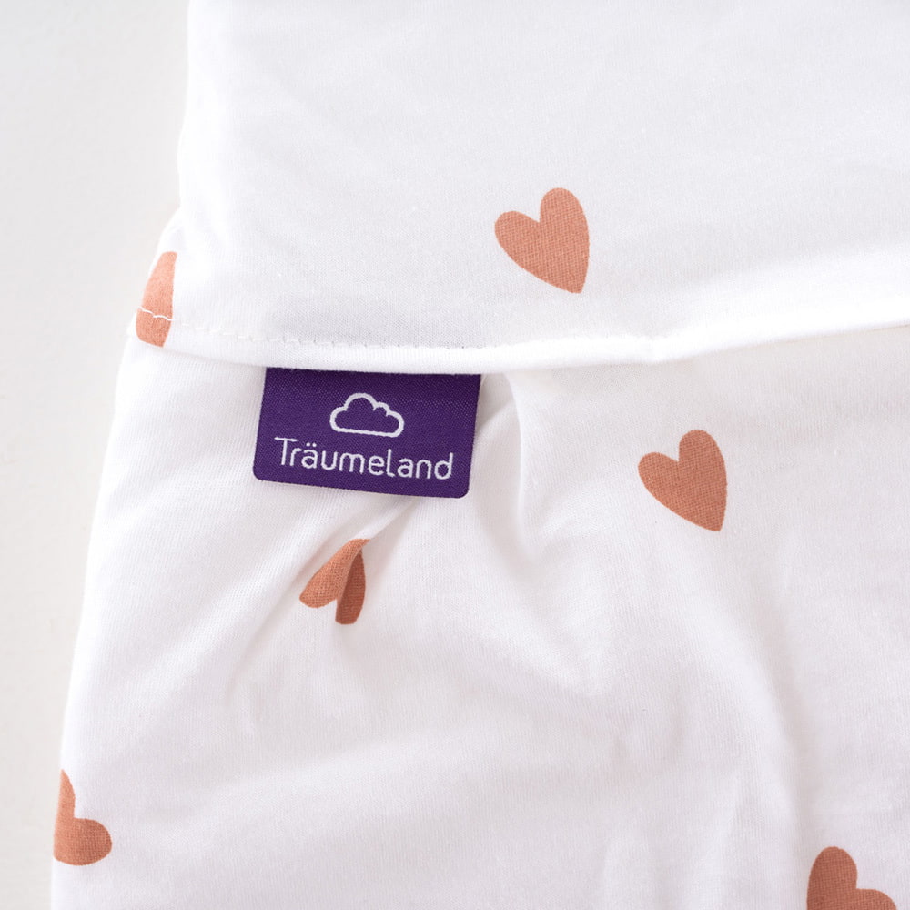 ganzjahres-schlafsack-design-herz-detail-etikett